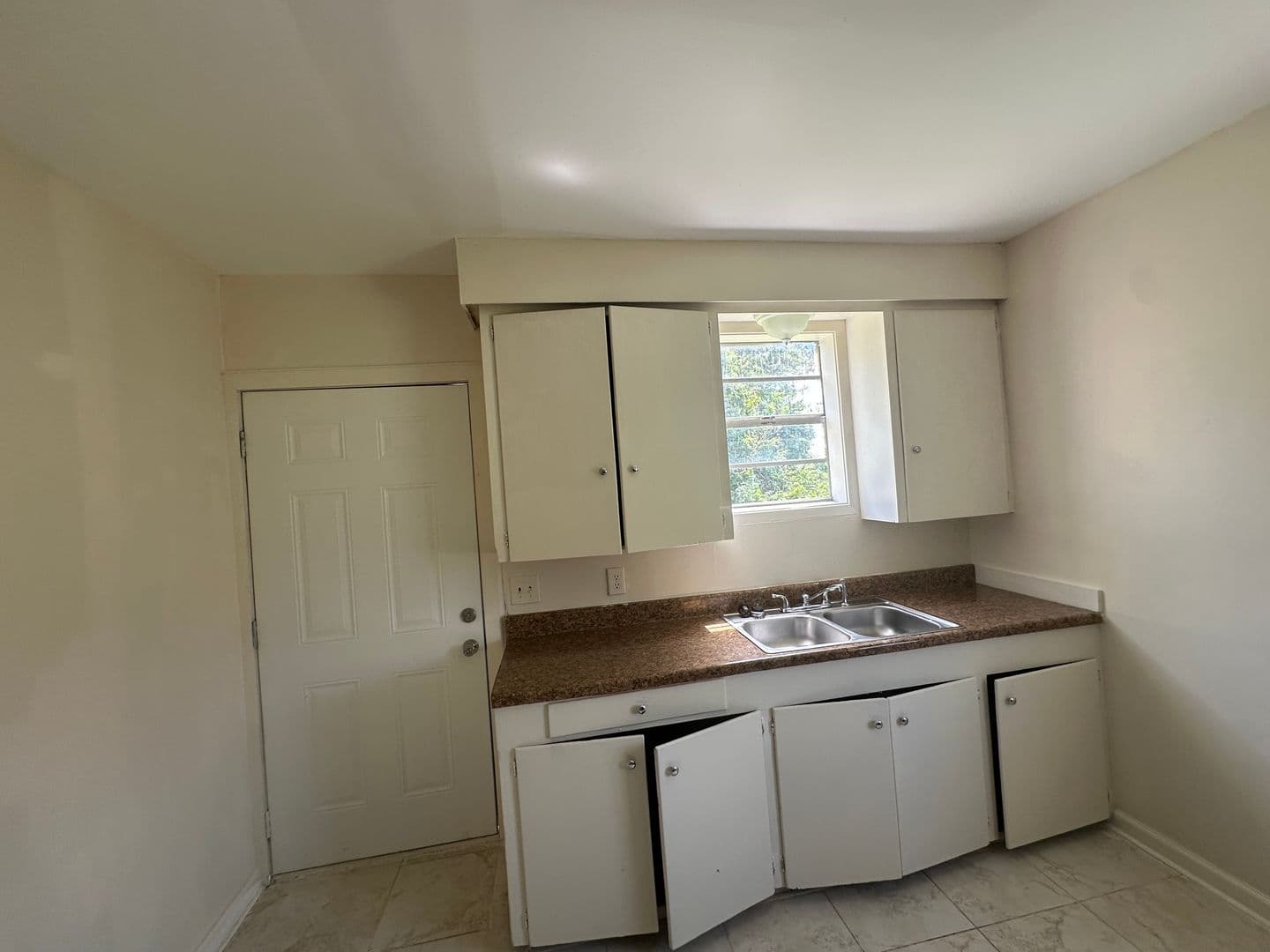 Houma Apartment: 1218 Schley st