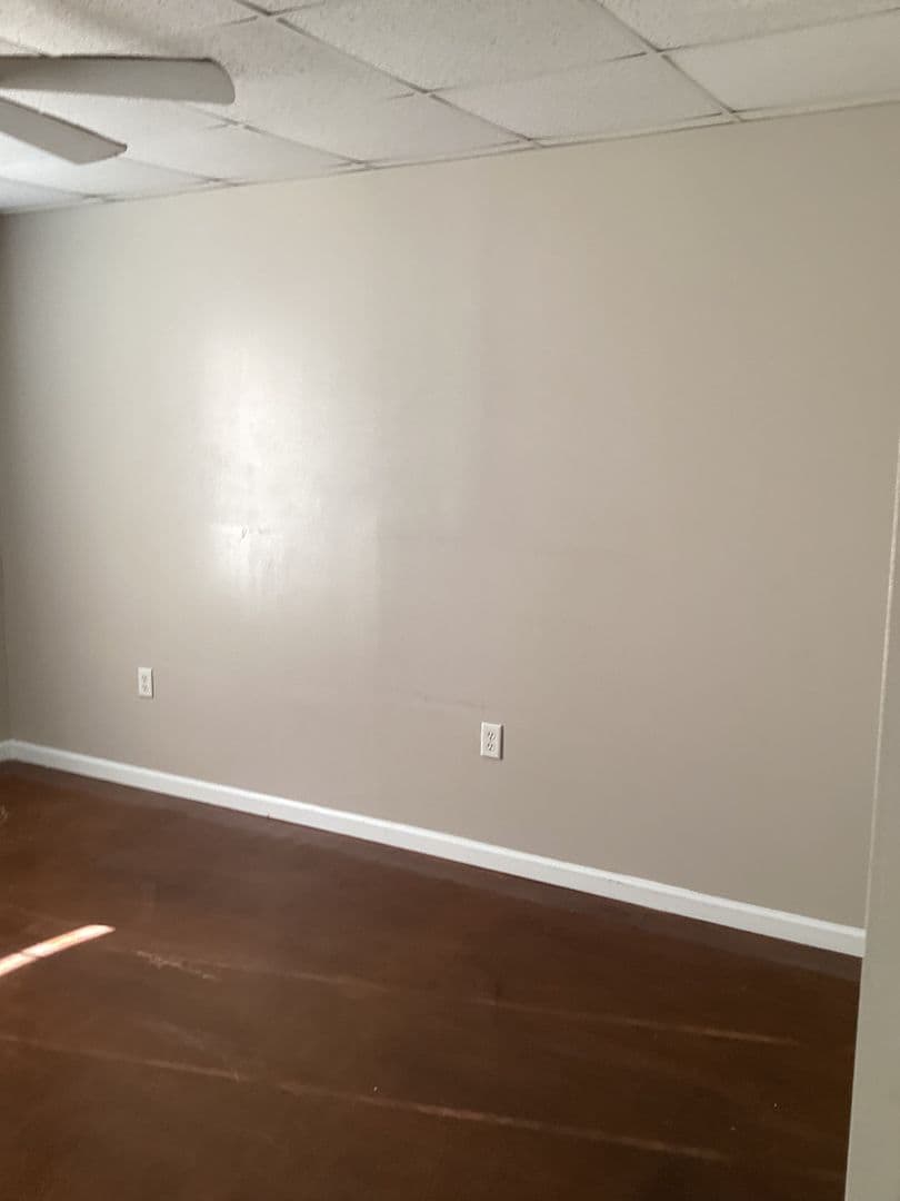 Gray Apartment: 135 Eureka Dr.