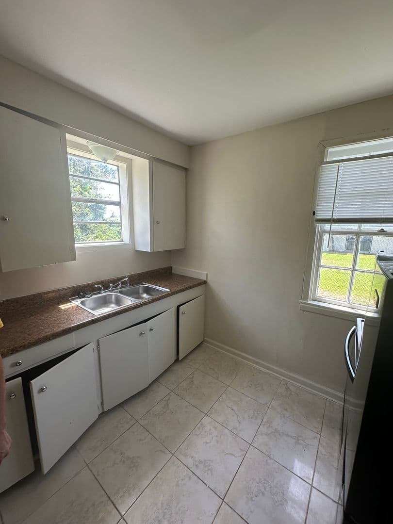 Houma Apartment: 1218 Schley st