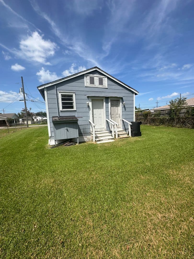 Houma Apartment: 1218 Schley st