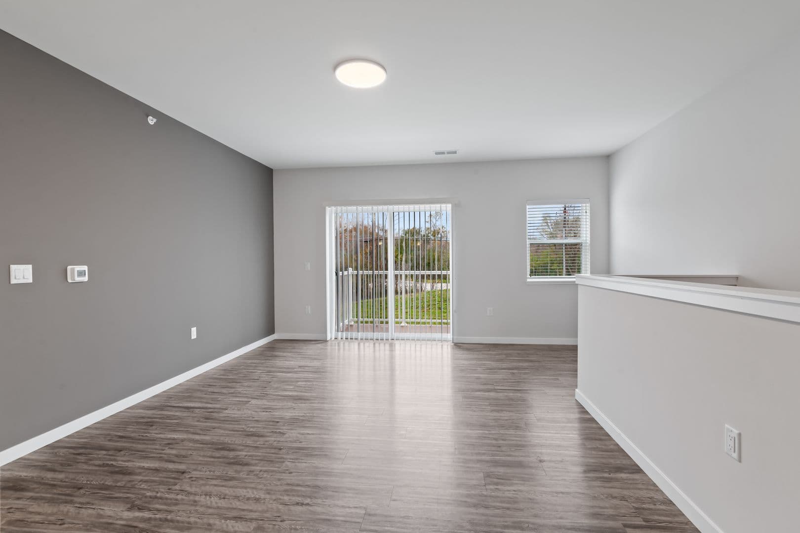 Lannon Apartment: 19400 Rock Pointe Way