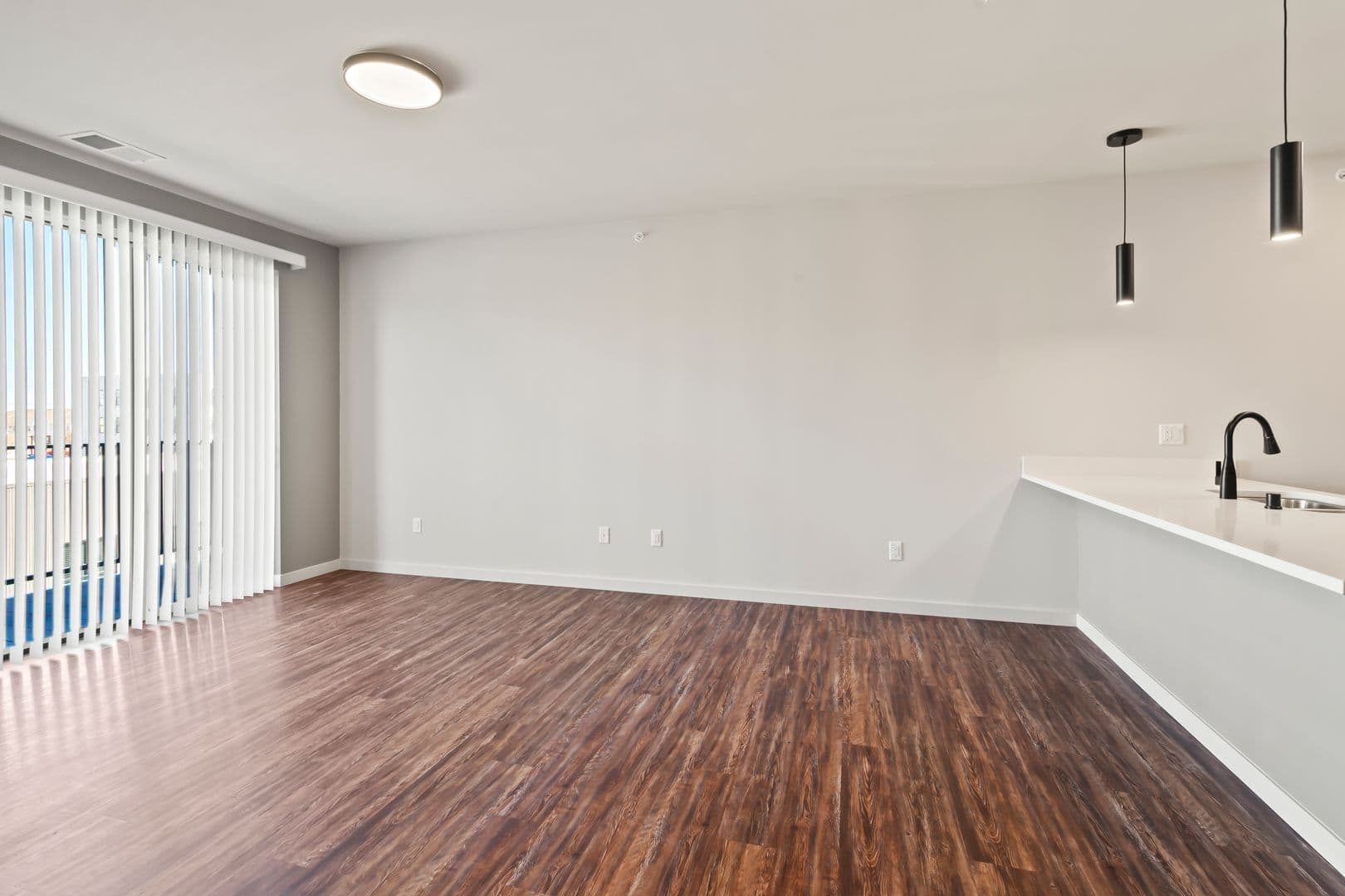 Sturtevant Apartment: 8419 Corliss Ave.