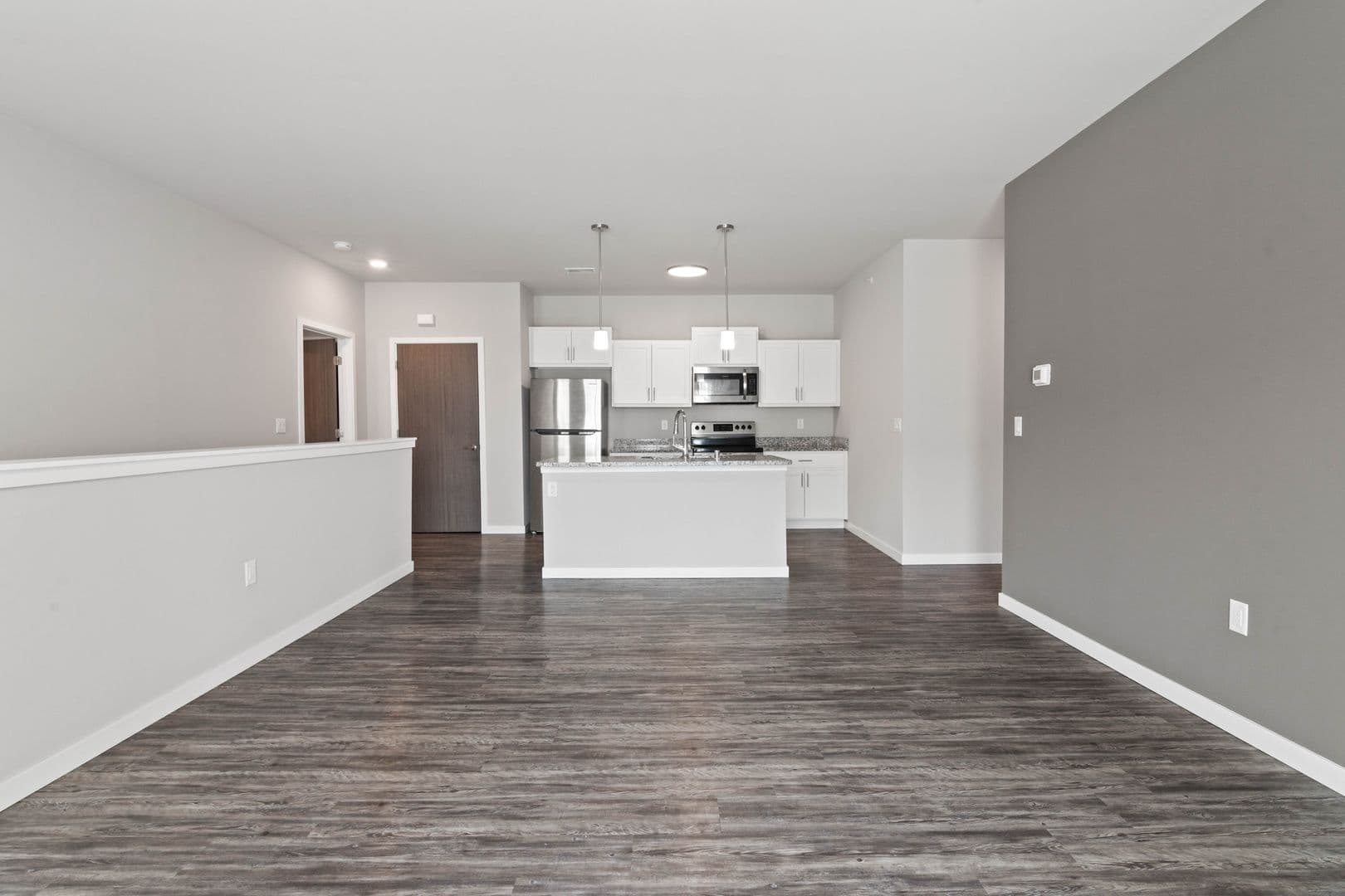 Lannon Apartment: 19400 Rock Pointe Way