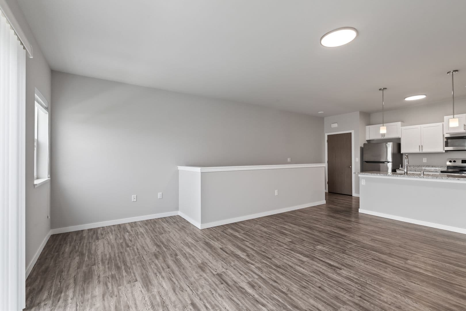 Lannon Apartment: 19400 Rock Pointe Way