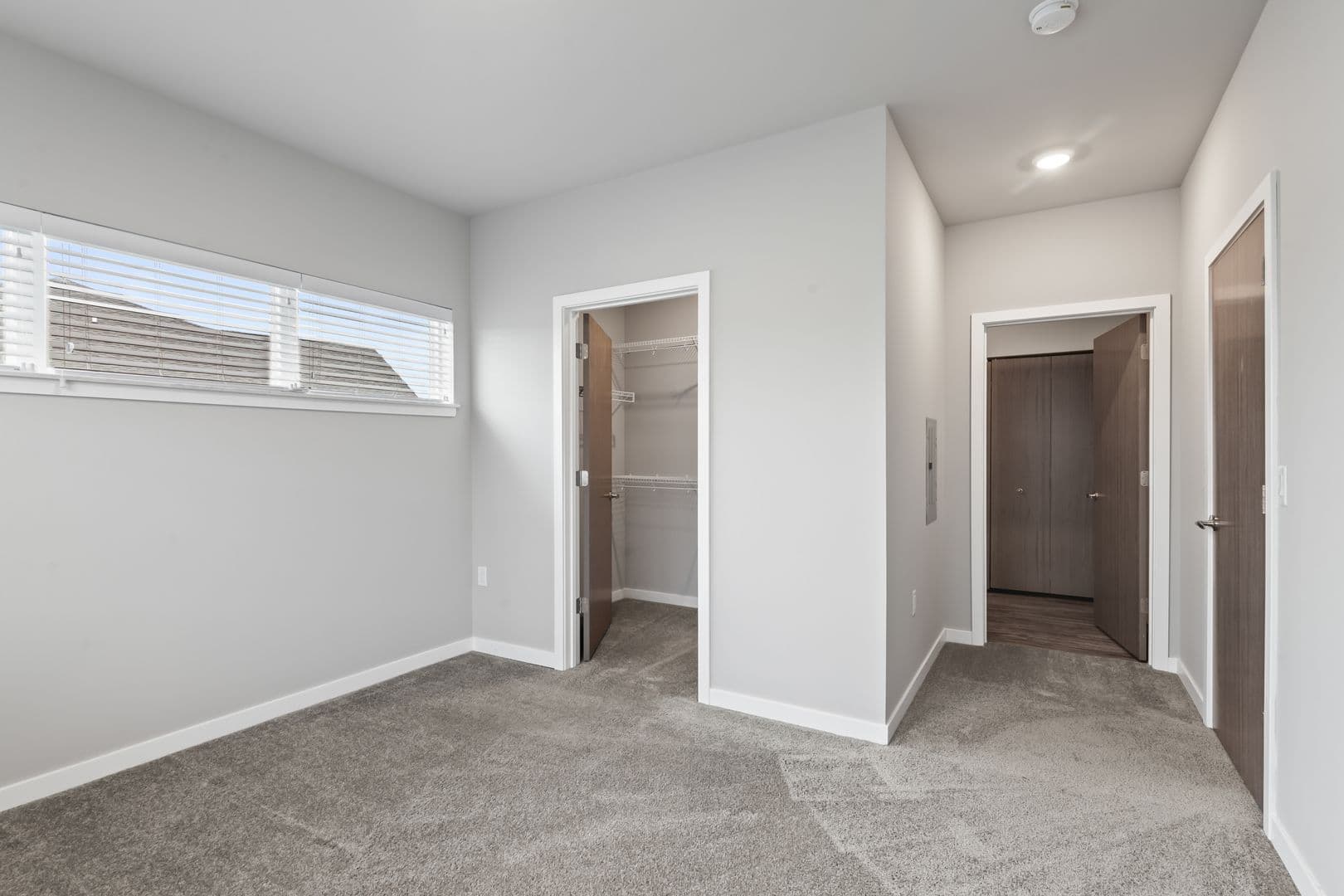 Lannon Apartment: 19400 Rock Pointe Way