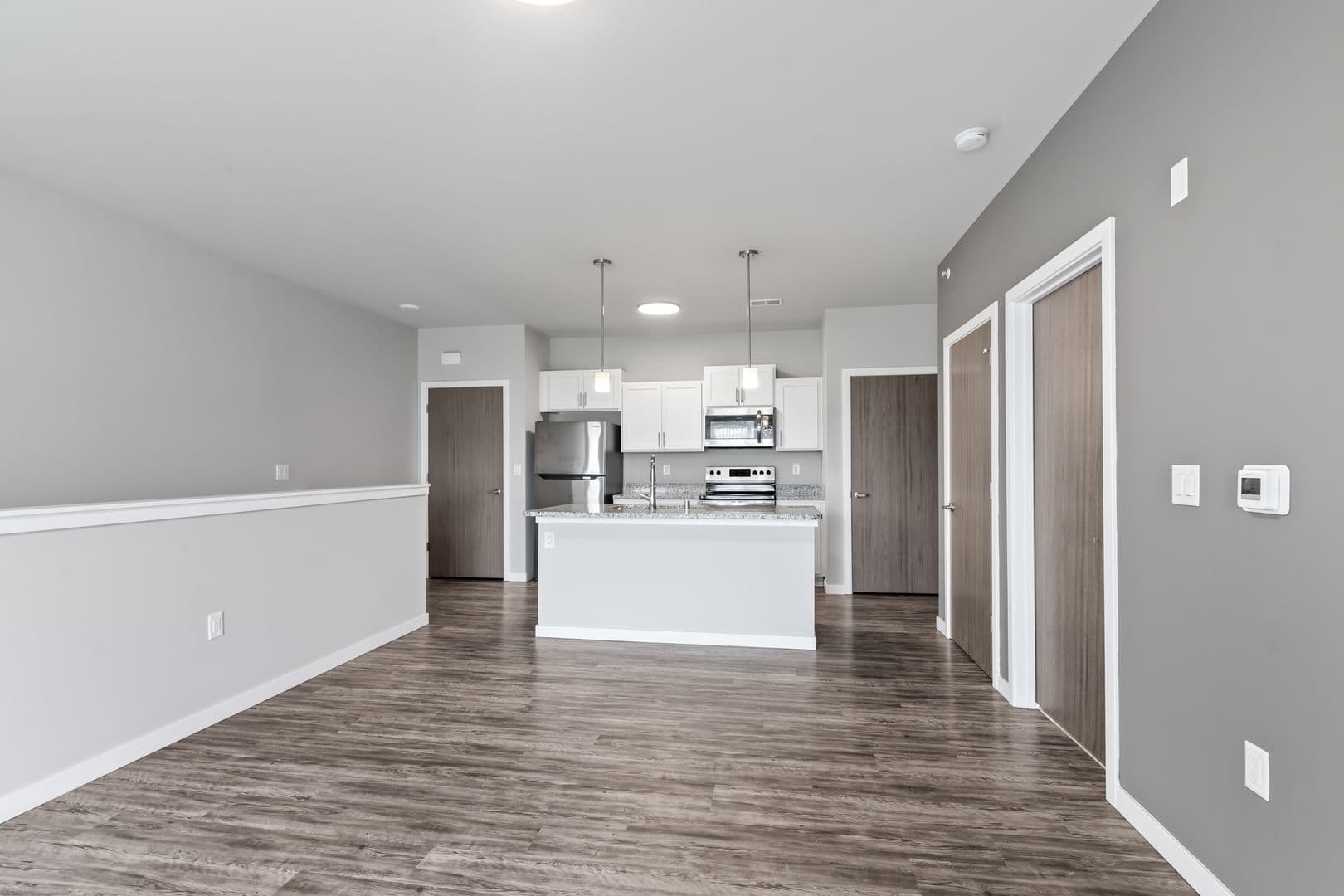 Lannon Apartment: 19400 Rock Pointe Way