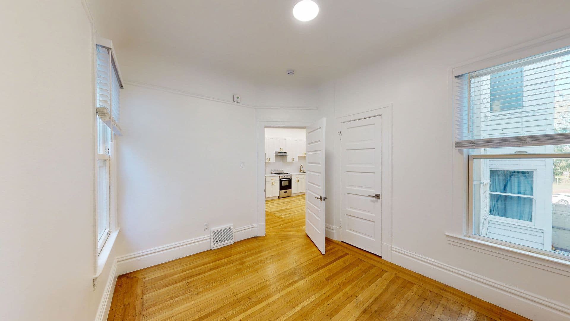 San Francisco Apartment: 248 Central Avenue
