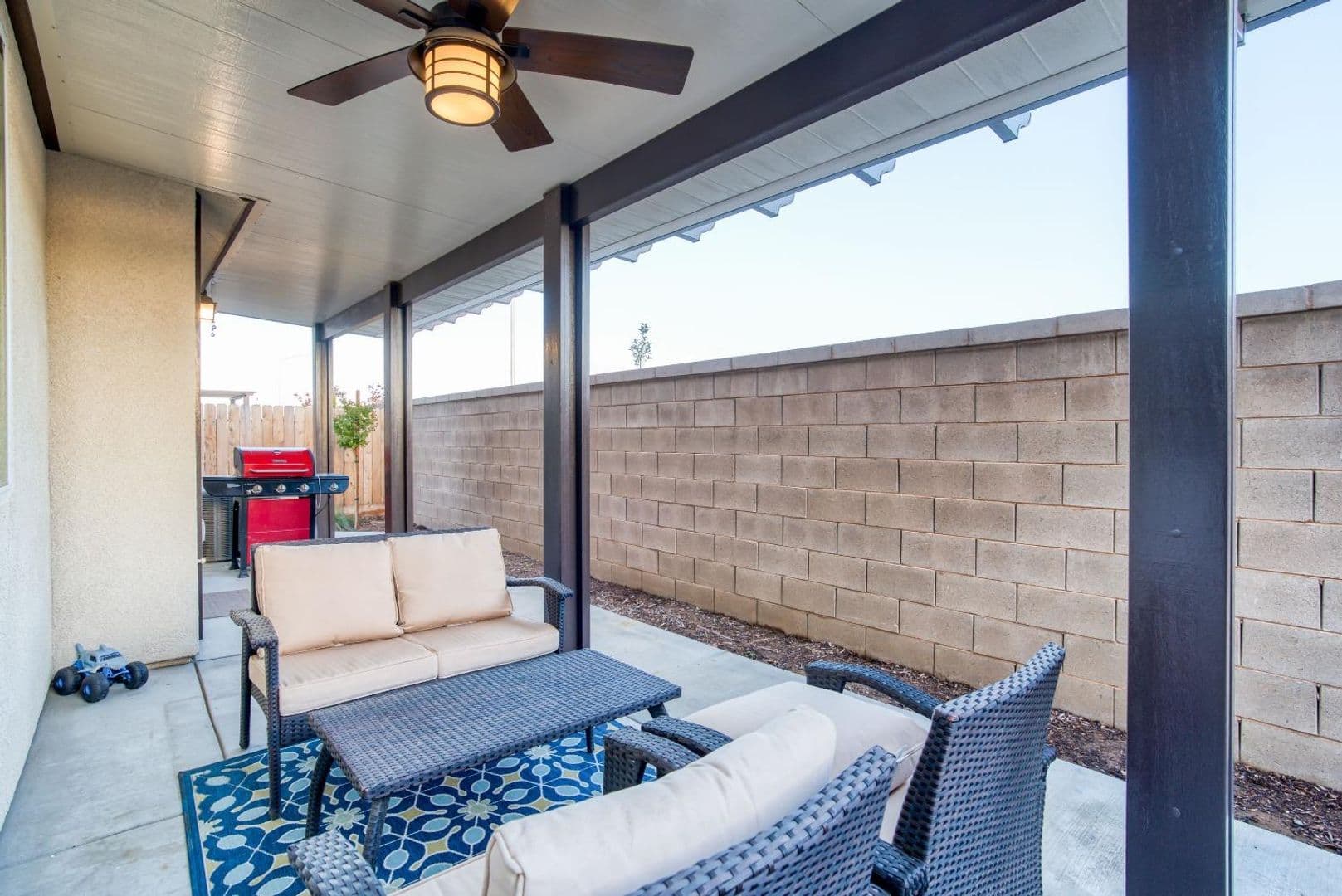 Clovis House: 3678 Parkstone Way