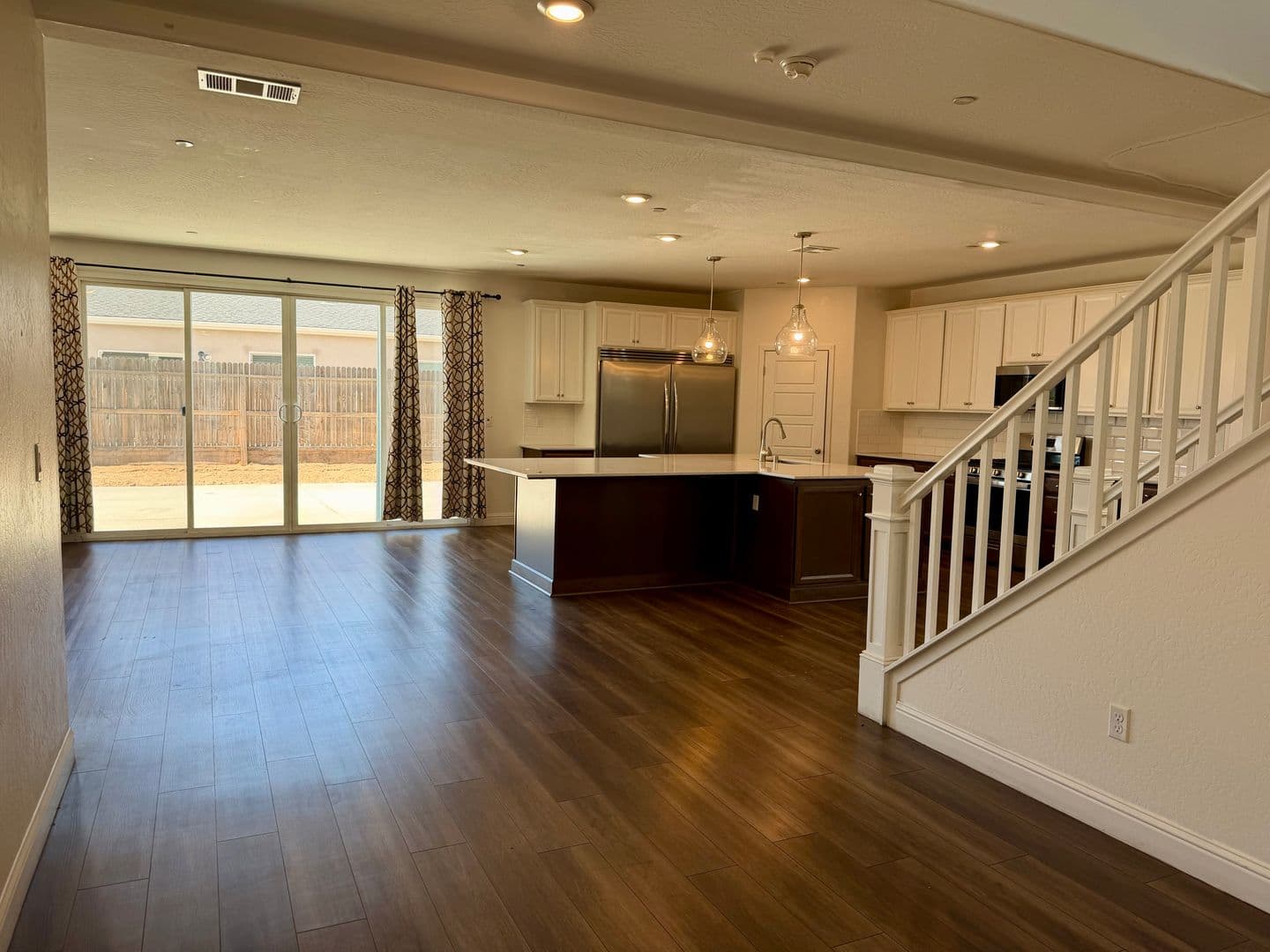 Fresno House: 5817 E Truman Ave