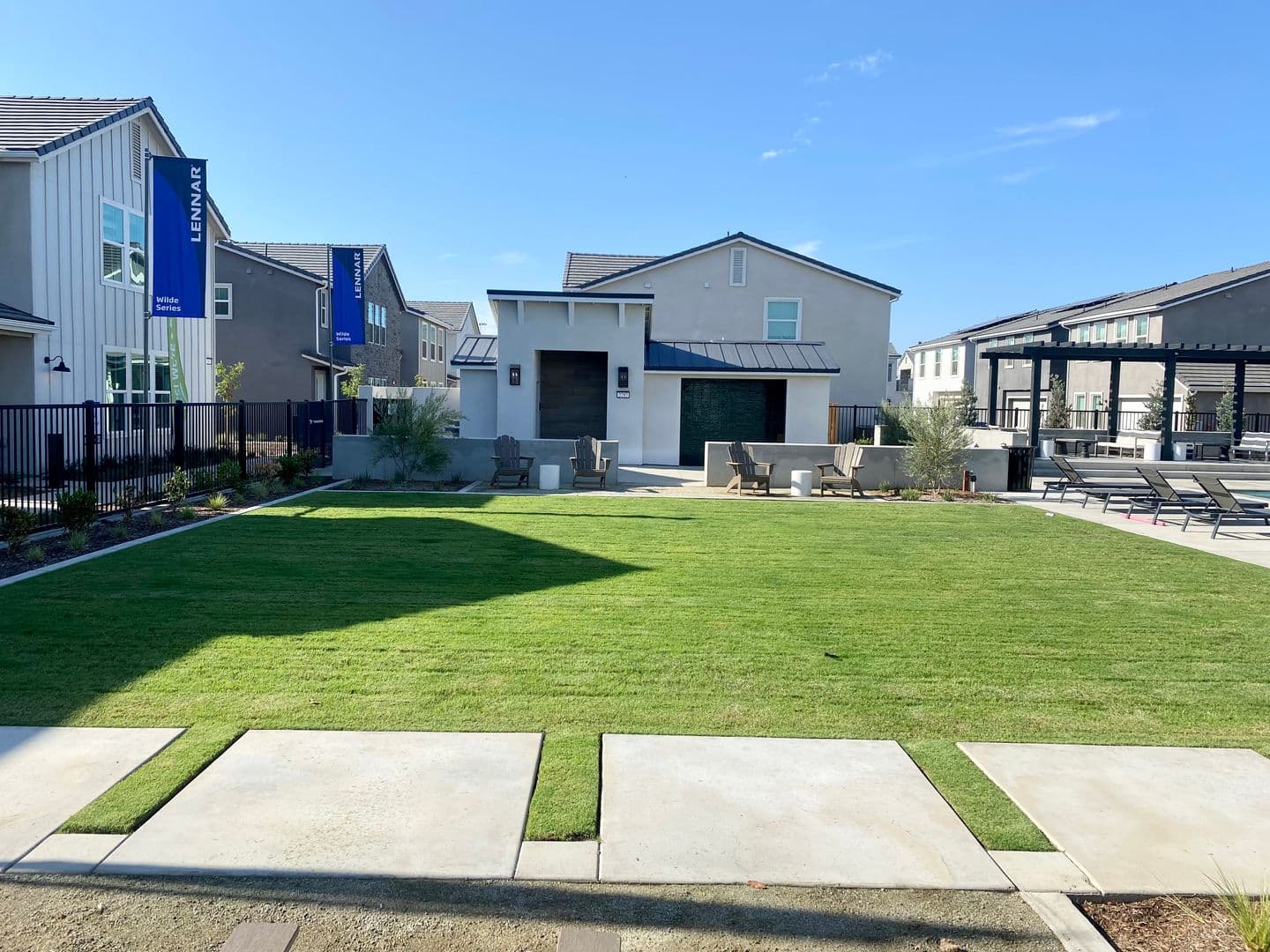 Fresno House: 2846 E Tamarind Dr
