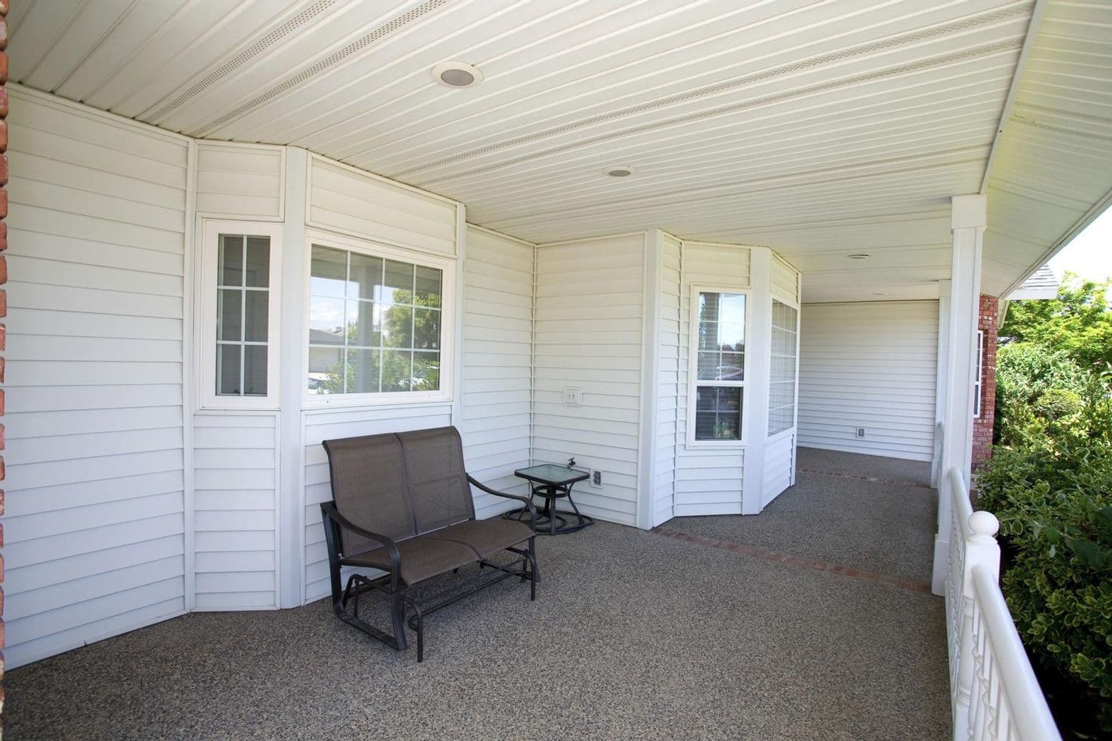 Fowler House: 205 N Jonna Ave