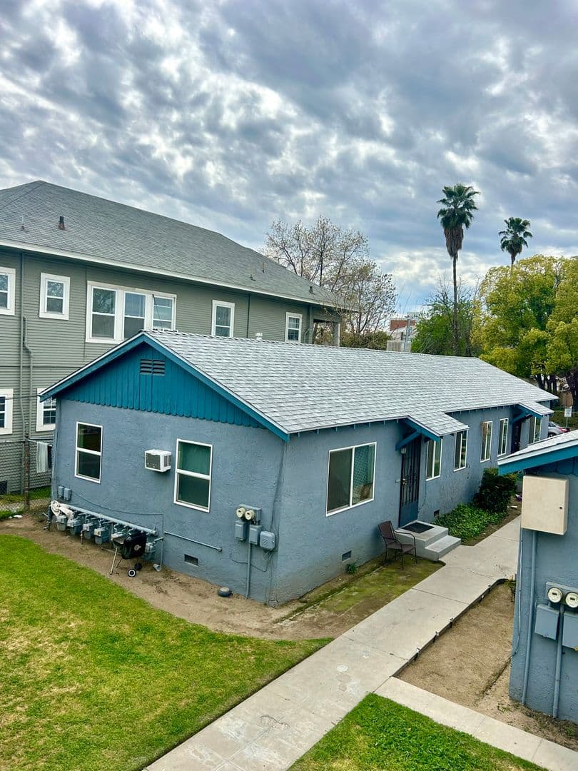Fresno Apartment: 154-164 N U St