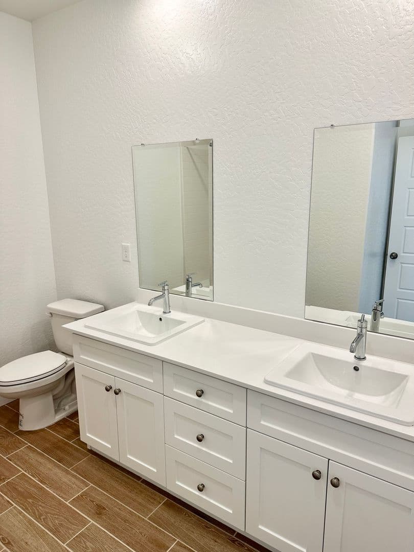 Madera House: 843 Ponderosa Way