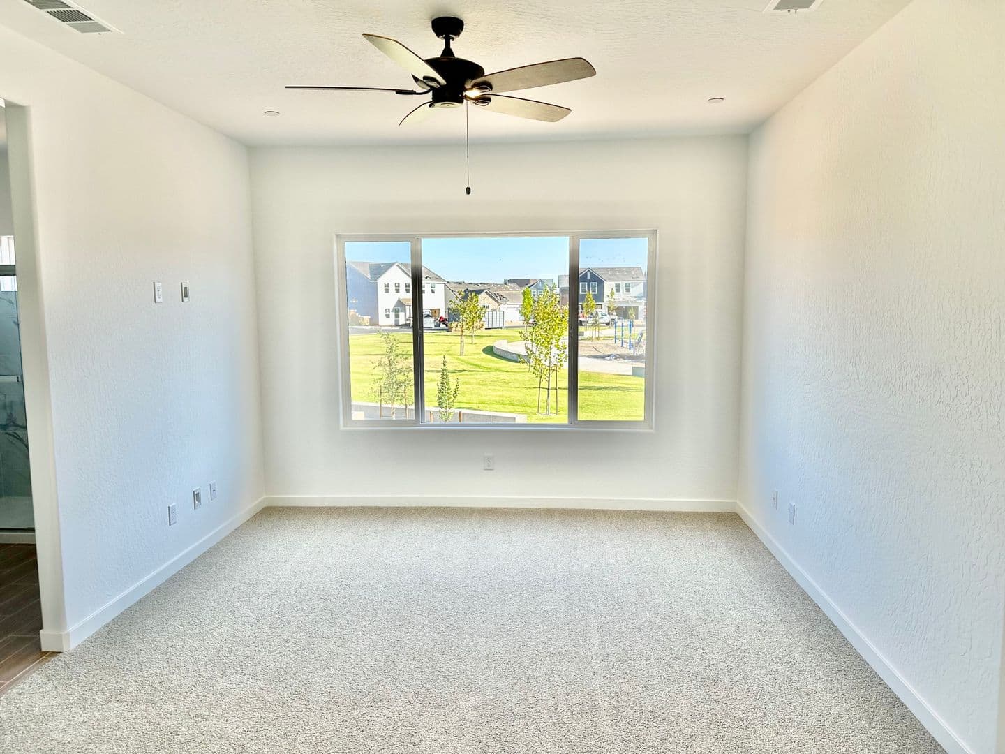 Madera House: 843 Ponderosa Way