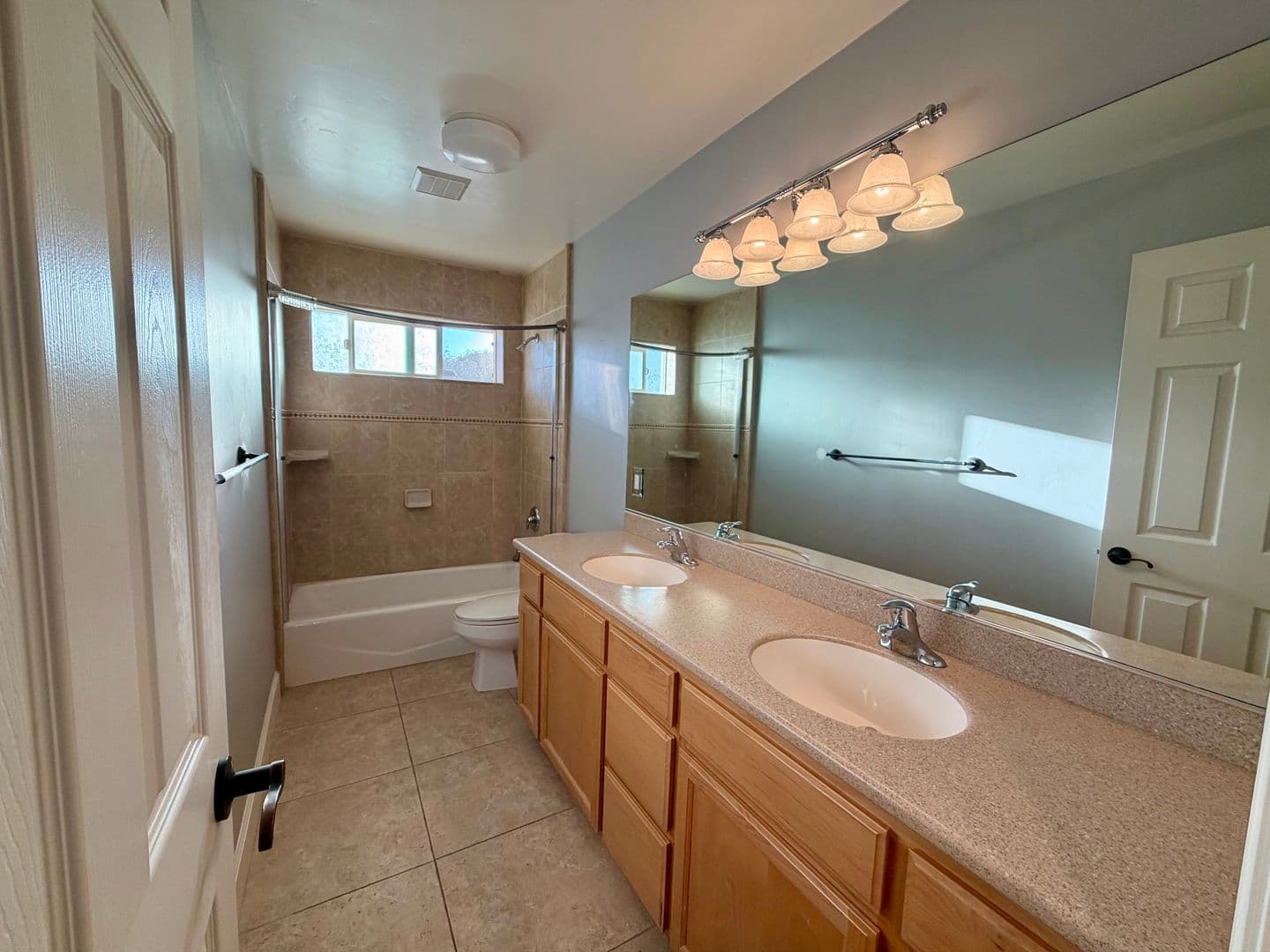 Paso Robles House: 904 Larable Ct