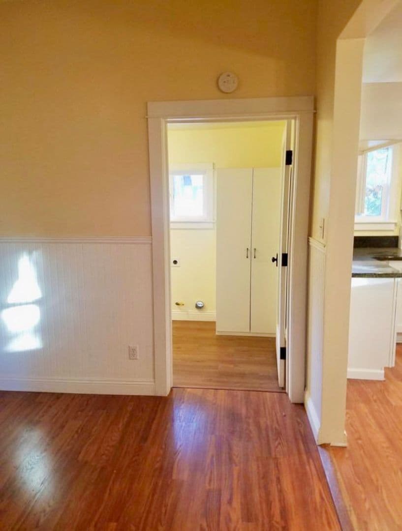 Paso Robles House: 1806 Pine St