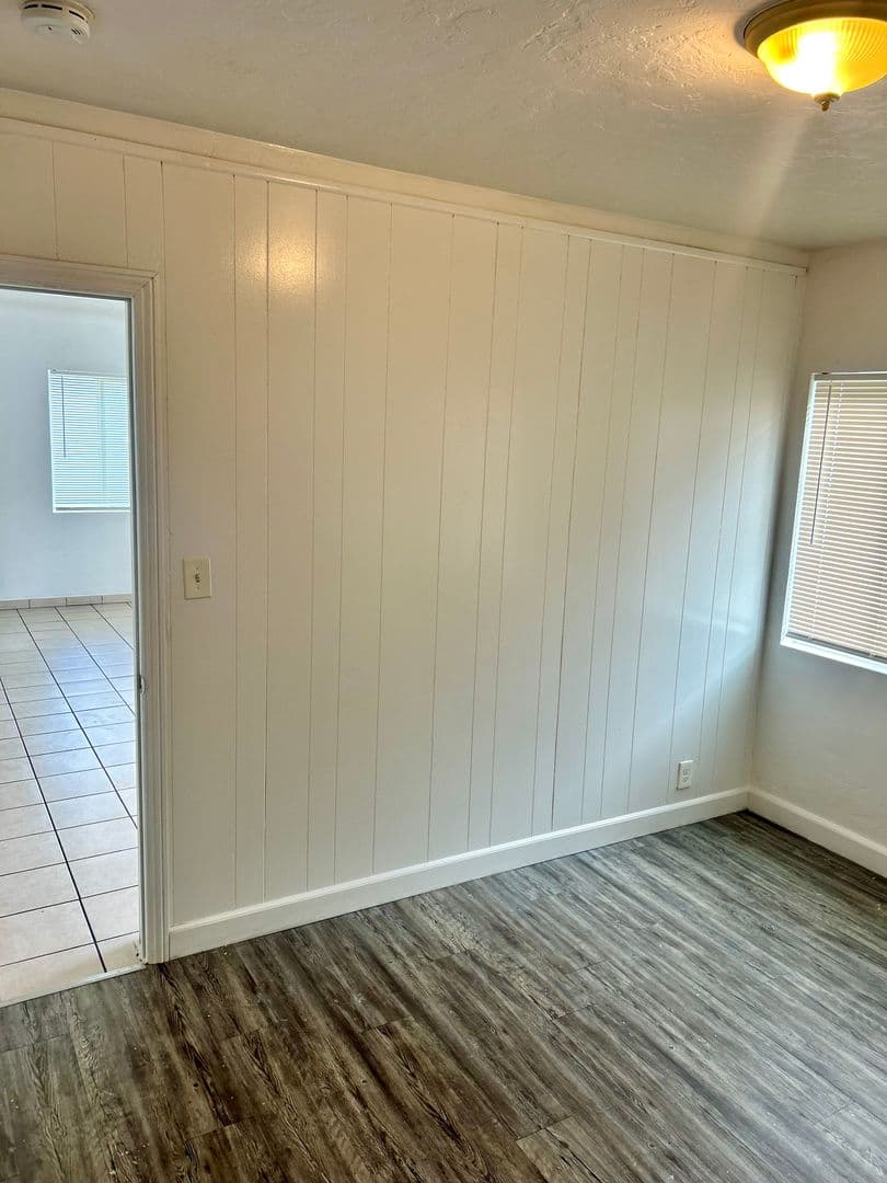 Fresno Apartment: 154-164 N U St