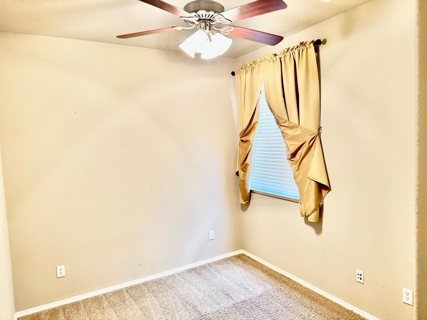 Fresno House: 4048 W. Apple Tree Lane