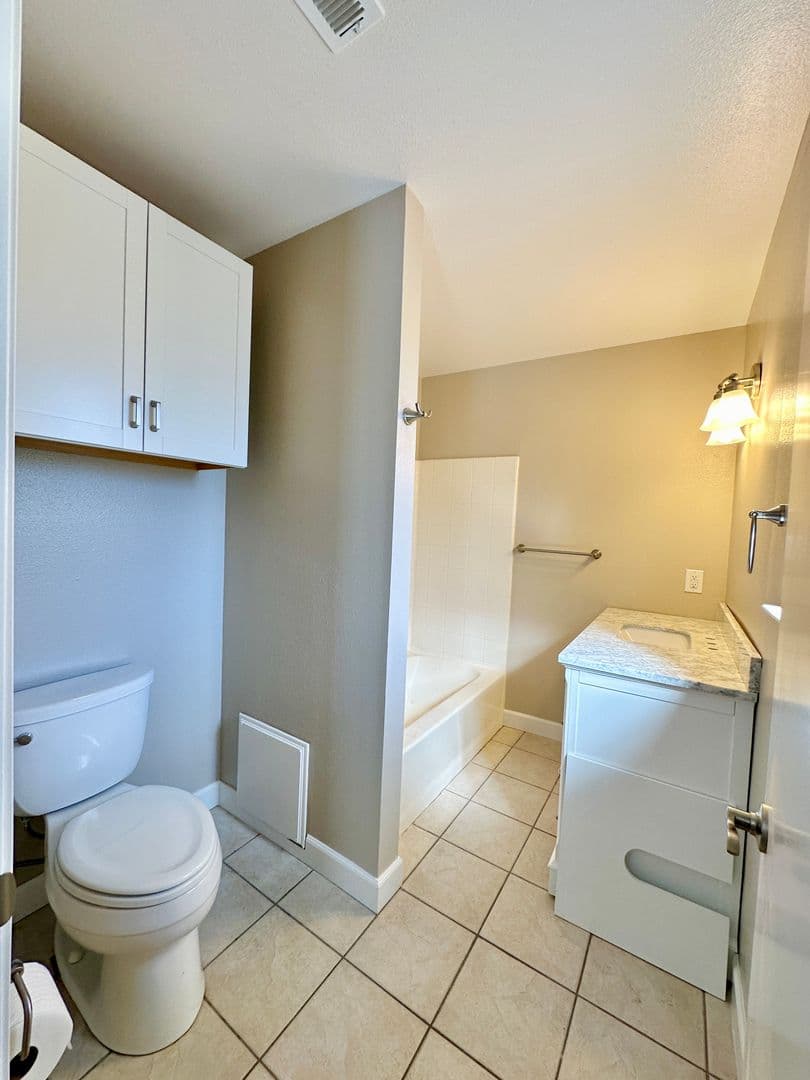 Paso Robles House: 735 Walnut Dr