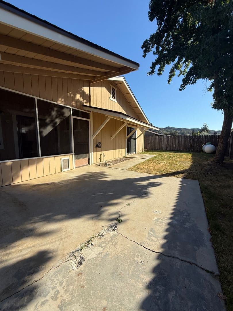 Paso Robles House: 4929 Sparrow Hawk Ln