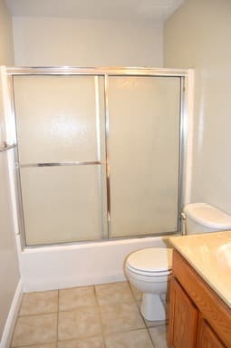 Fresno House: 2909 Huntington Blvd #112