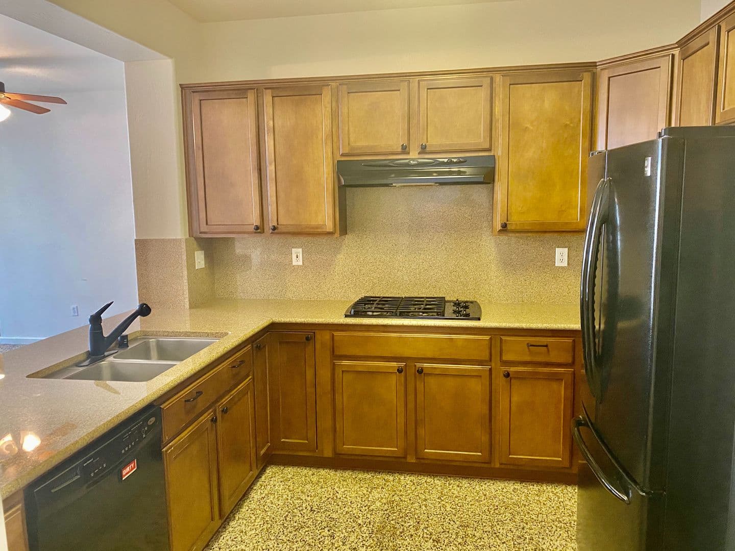 Clovis House: 817 Lemieux Ln