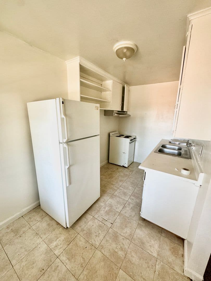 Fresno Apartment: 511 N Yosemite Ave
