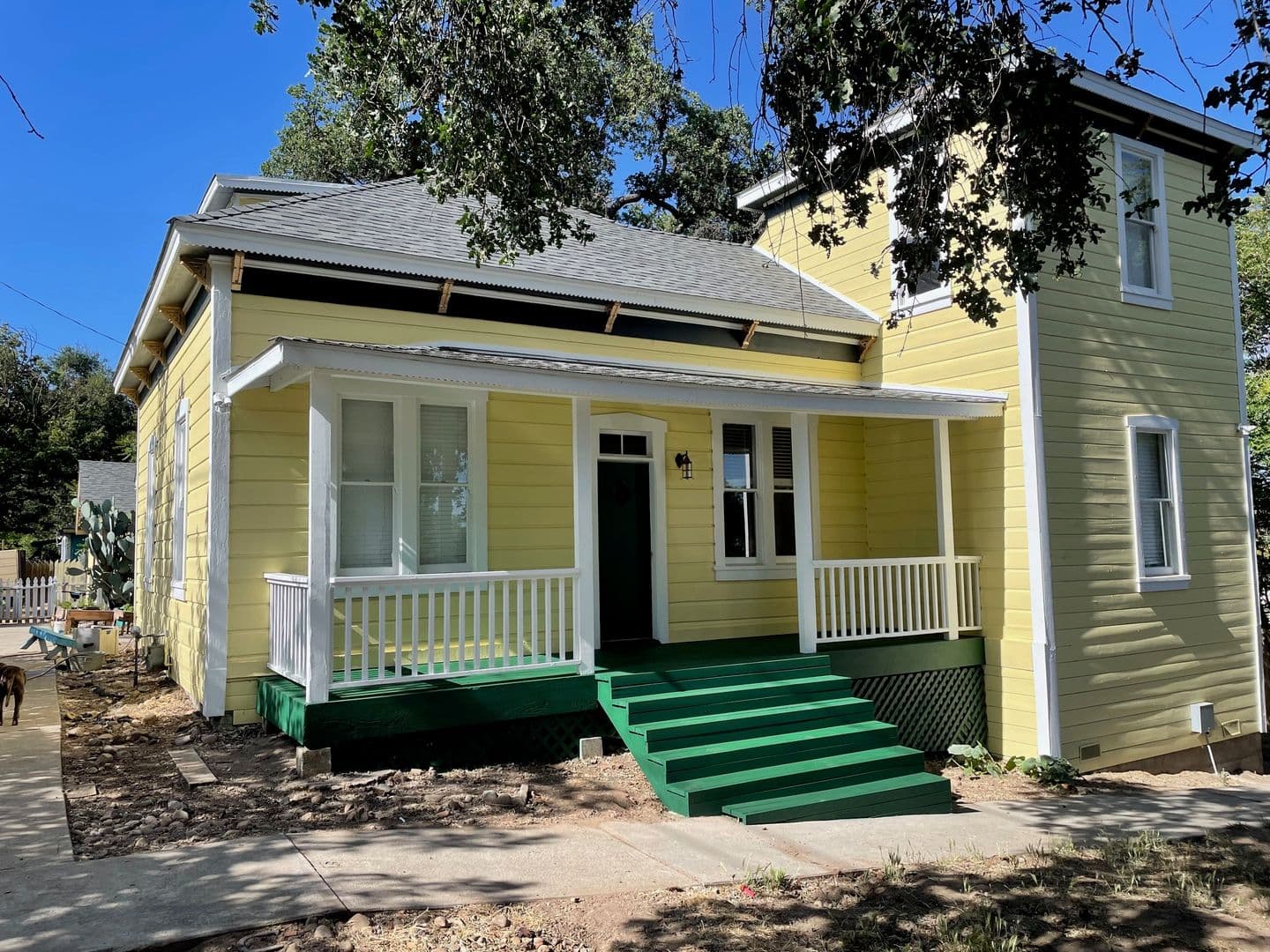 Paso Robles House: 1806 Pine St