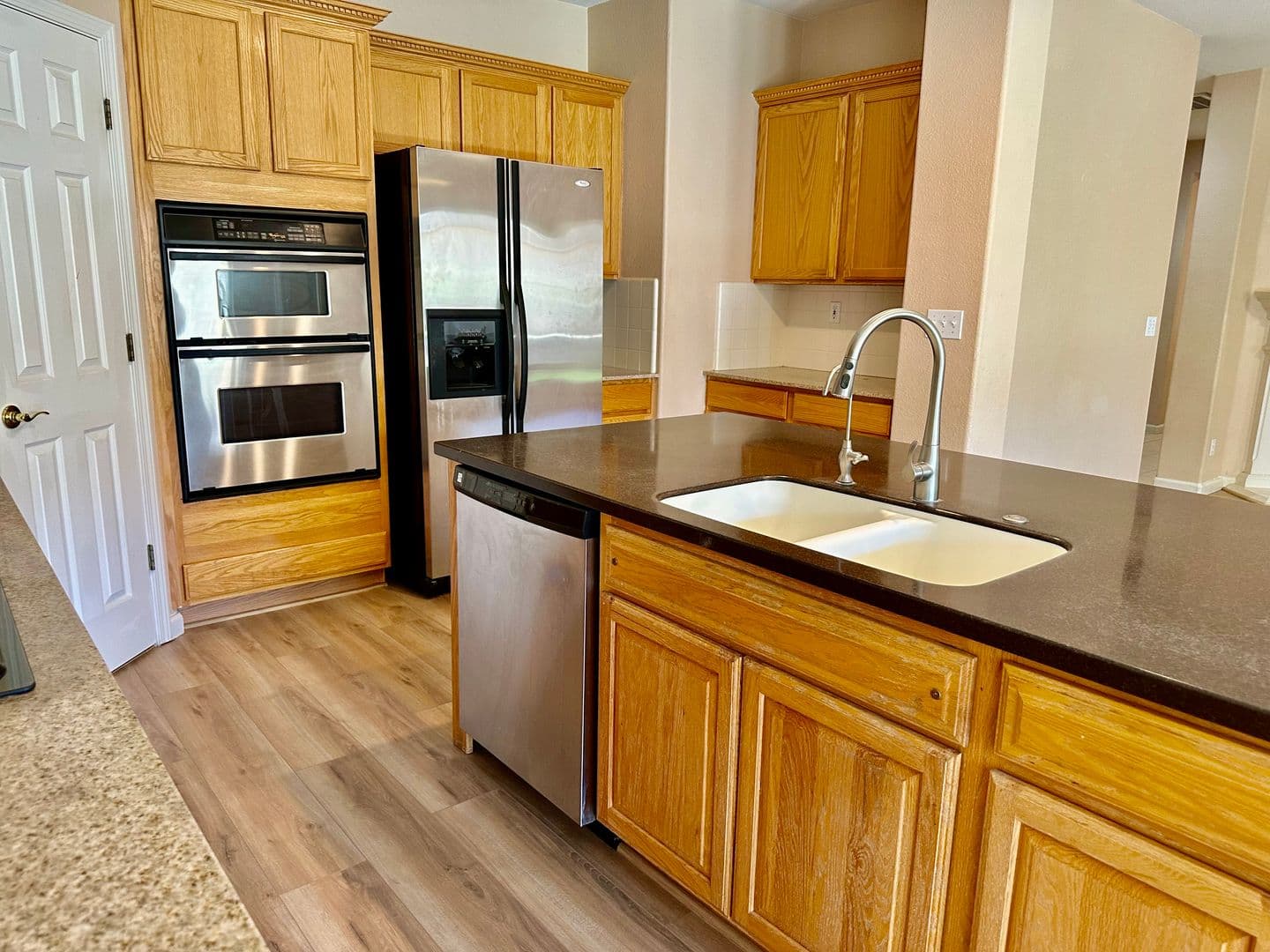 Paso Robles House: 700 River Oaks Drive