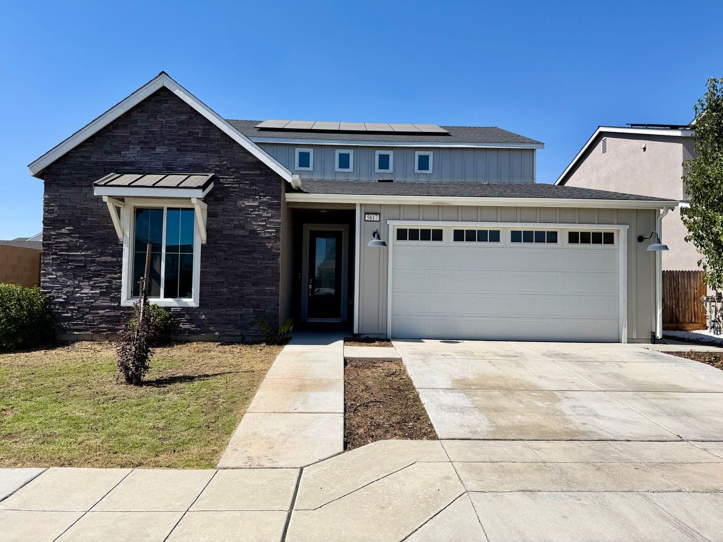 Fresno House: 5817 E Truman Ave