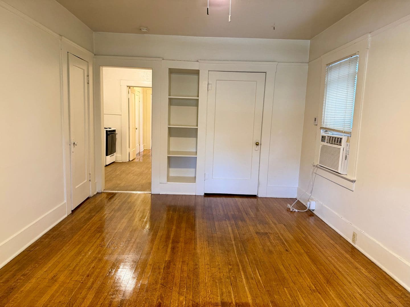 Fresno Apartment: 680 Hedges-1327 Linden Ave