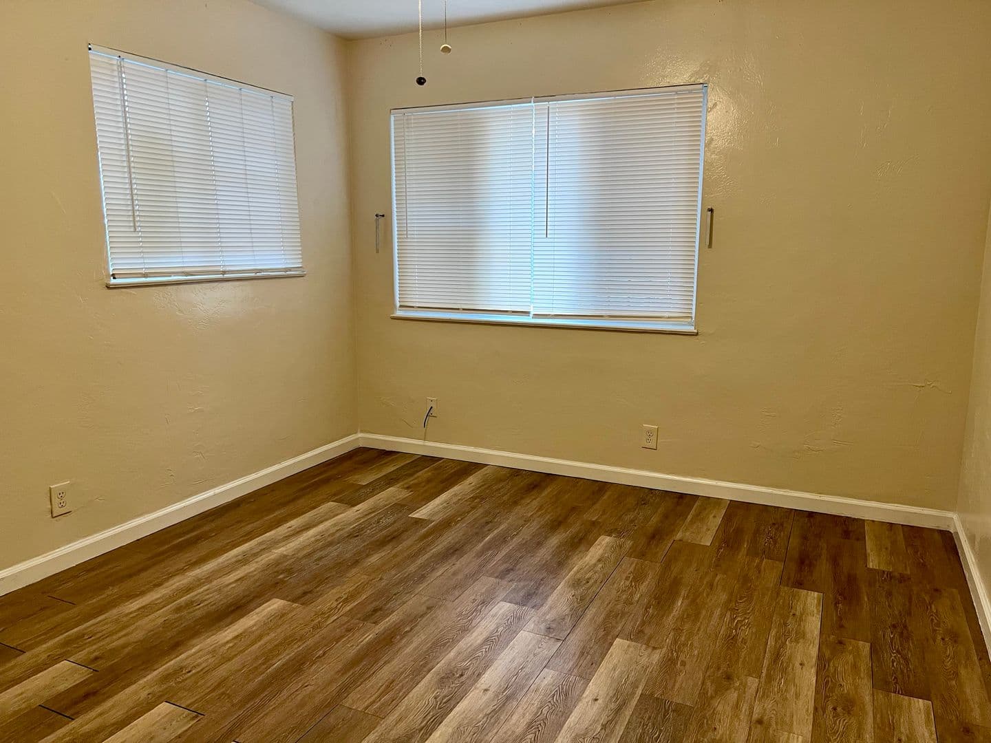 Fresno Apartment: 422 N Glenn Ave