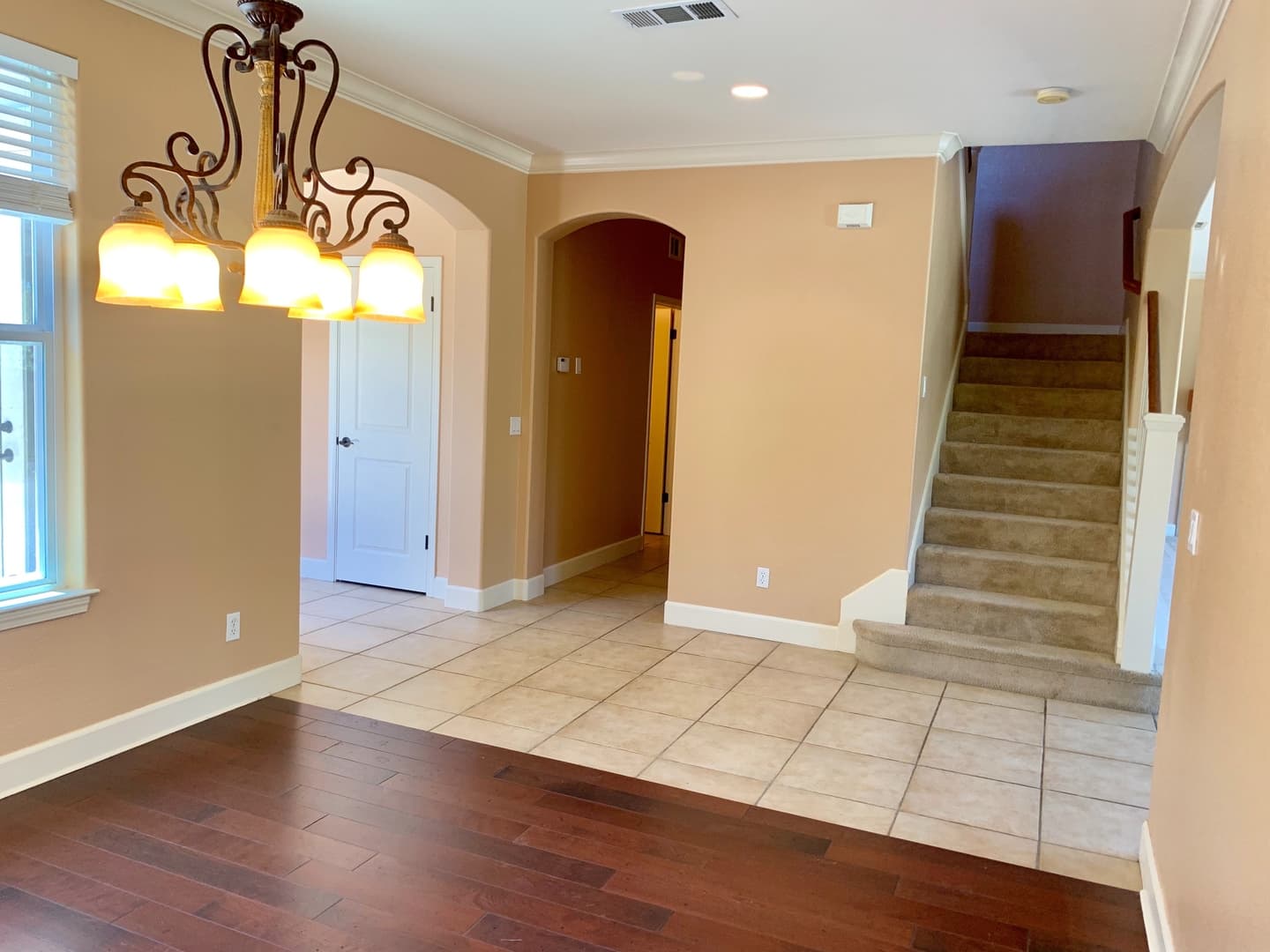 Paso Robles House: 209 Vista Del Rio