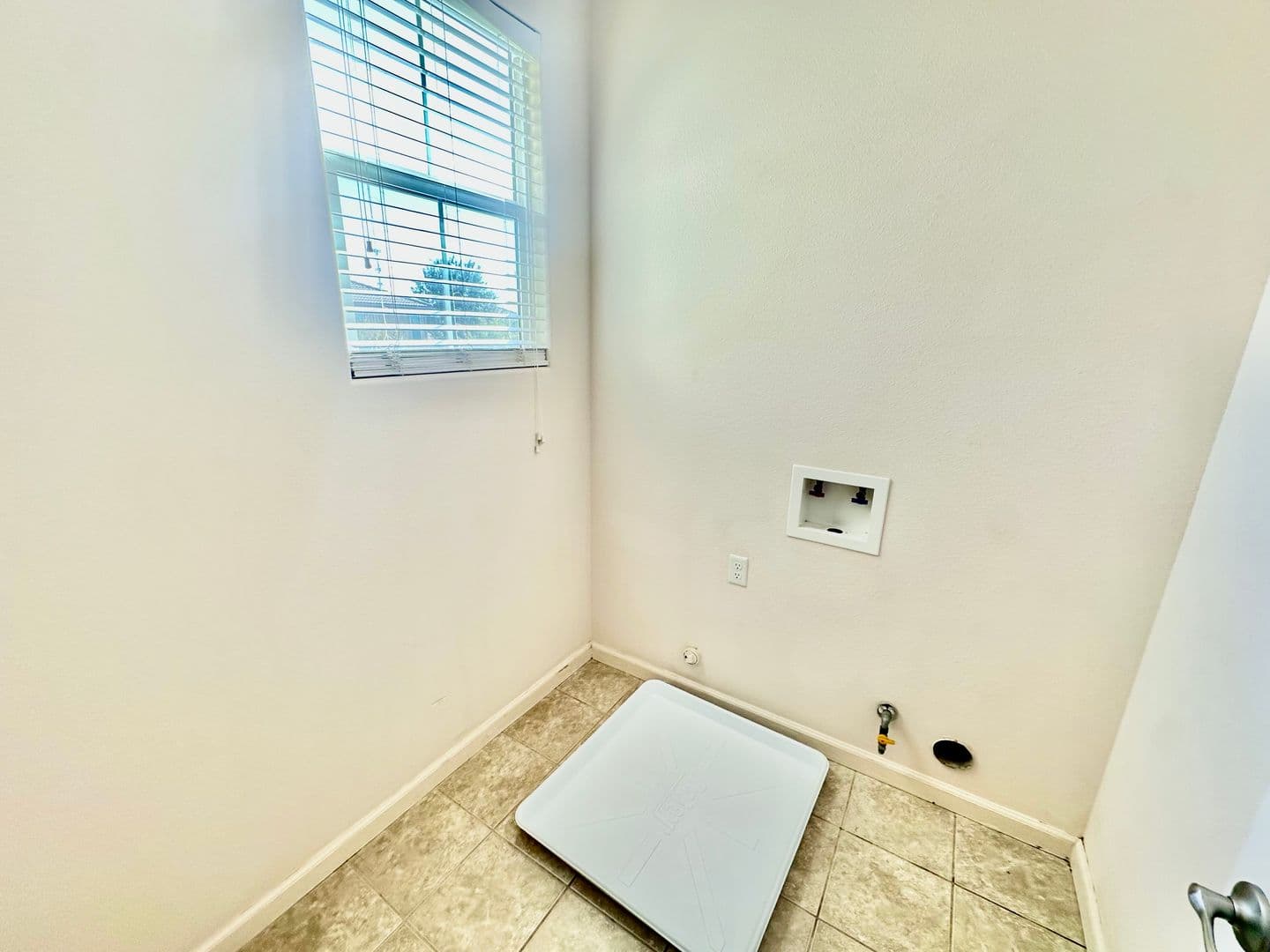 Clovis House: 3236 Monterosa Ln