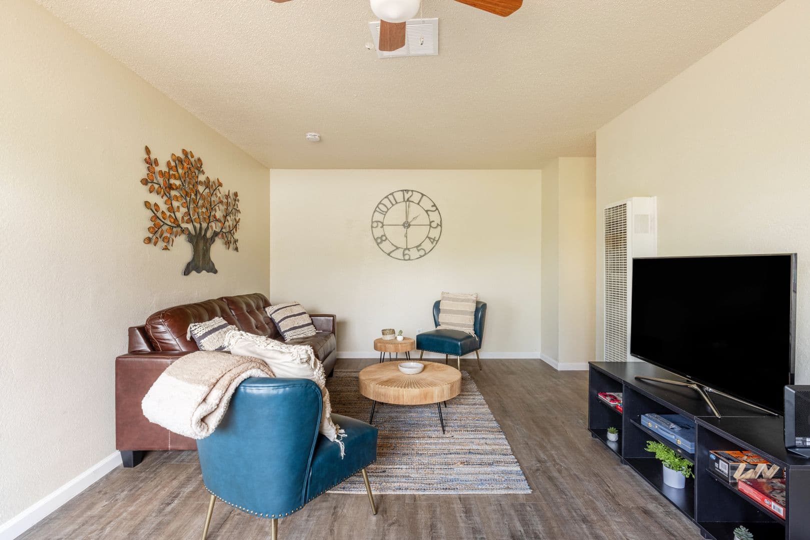 Fresno Apartment: 1329 E San Ramon Ave