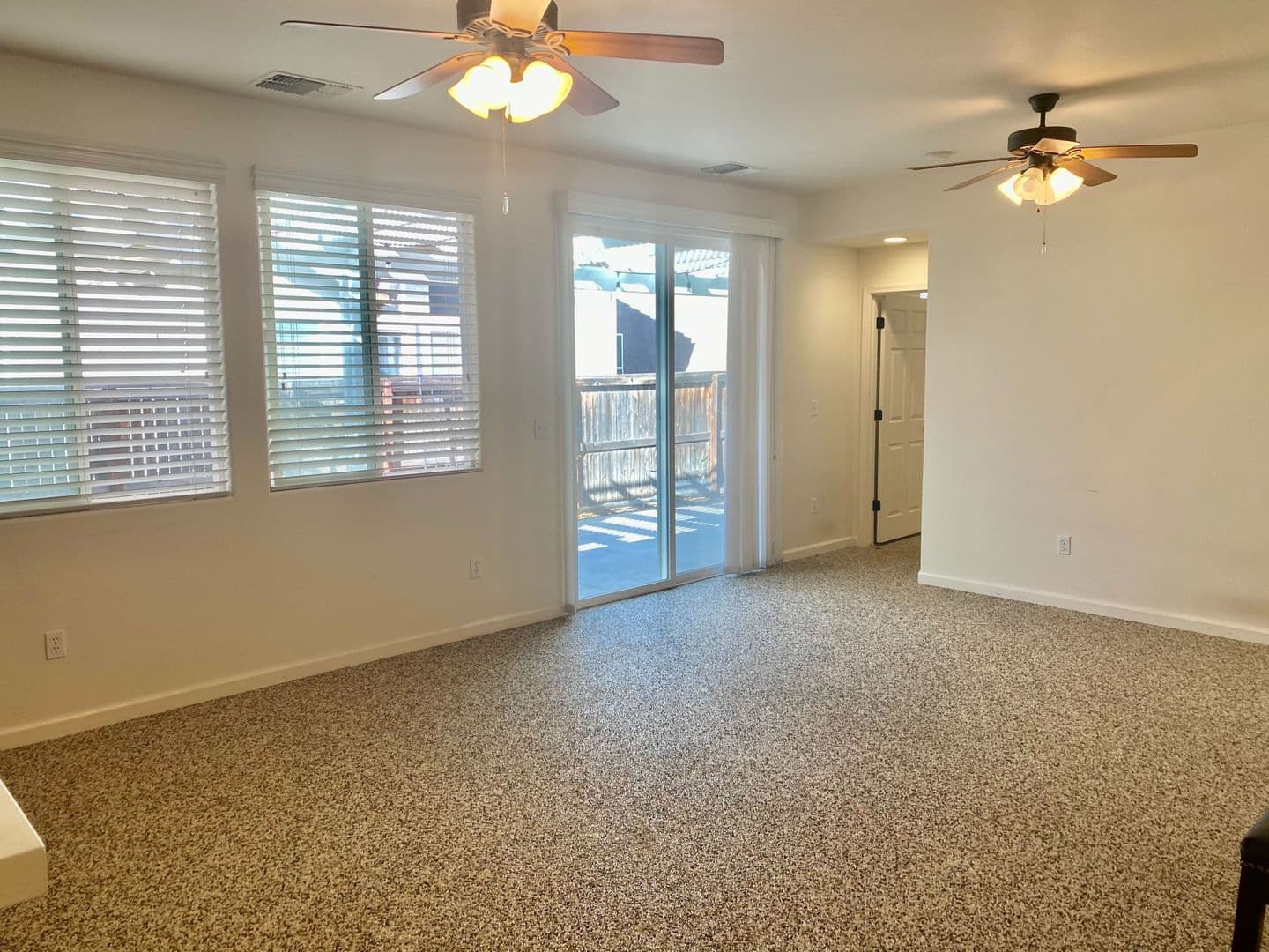 Clovis House: 817 Lemieux Ln