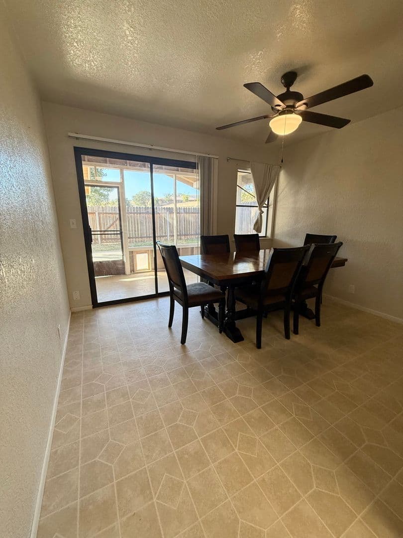 Paso Robles House: 4929 Sparrow Hawk Ln