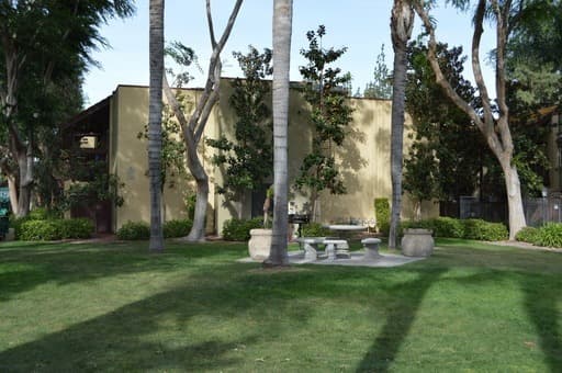 Fresno House: 2909 Huntington Blvd #112