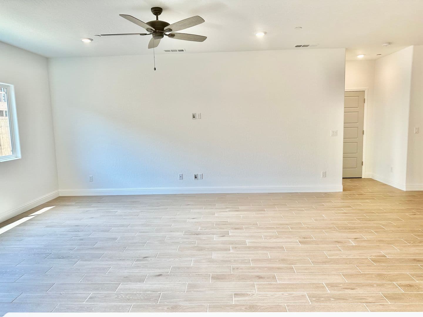 Fresno House: 7219 E Simpson Ave