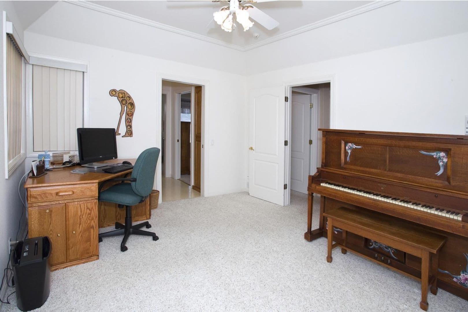 Fowler House: 205 N Jonna Ave