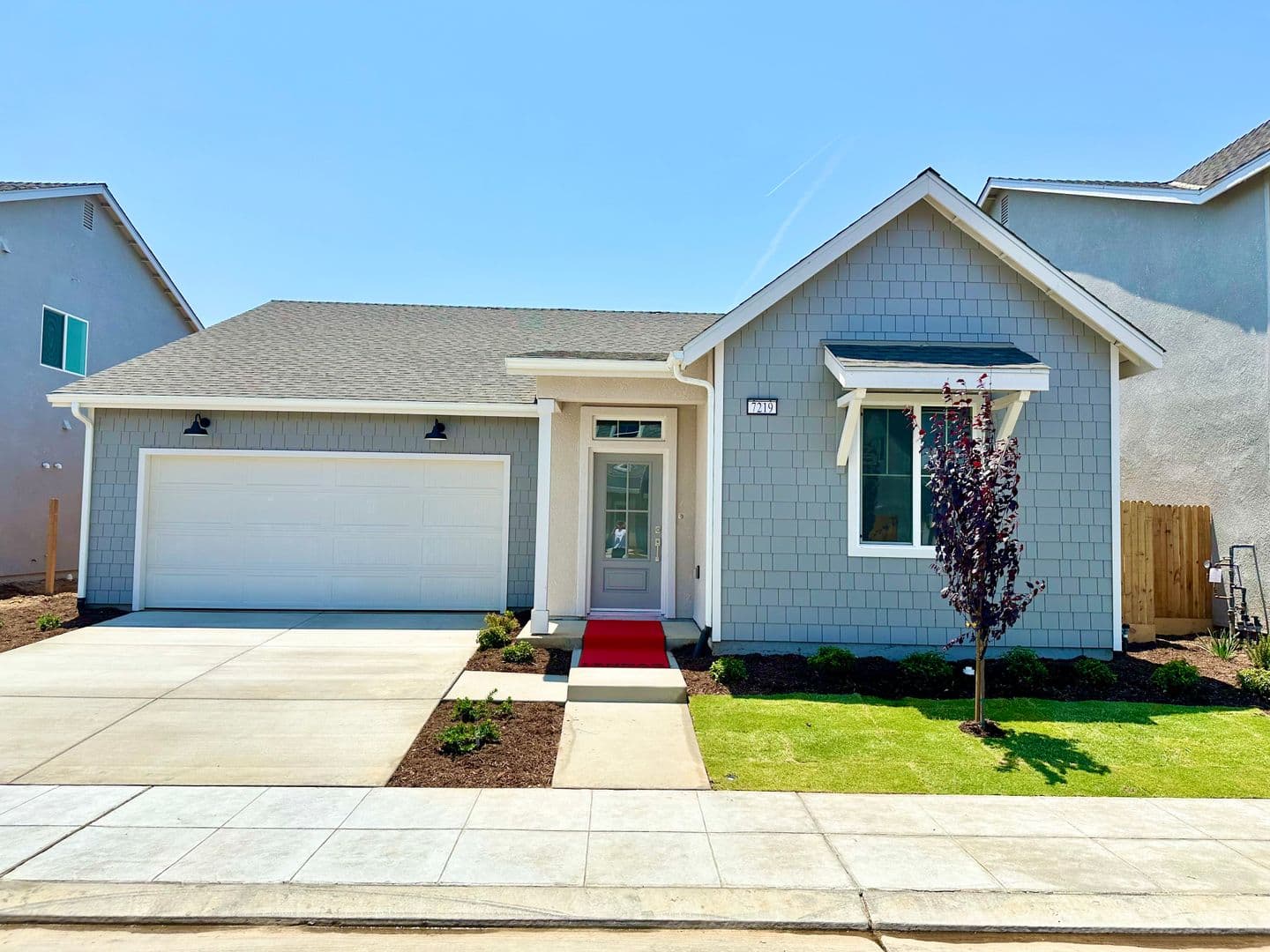 Fresno House: 7219 E Simpson Ave