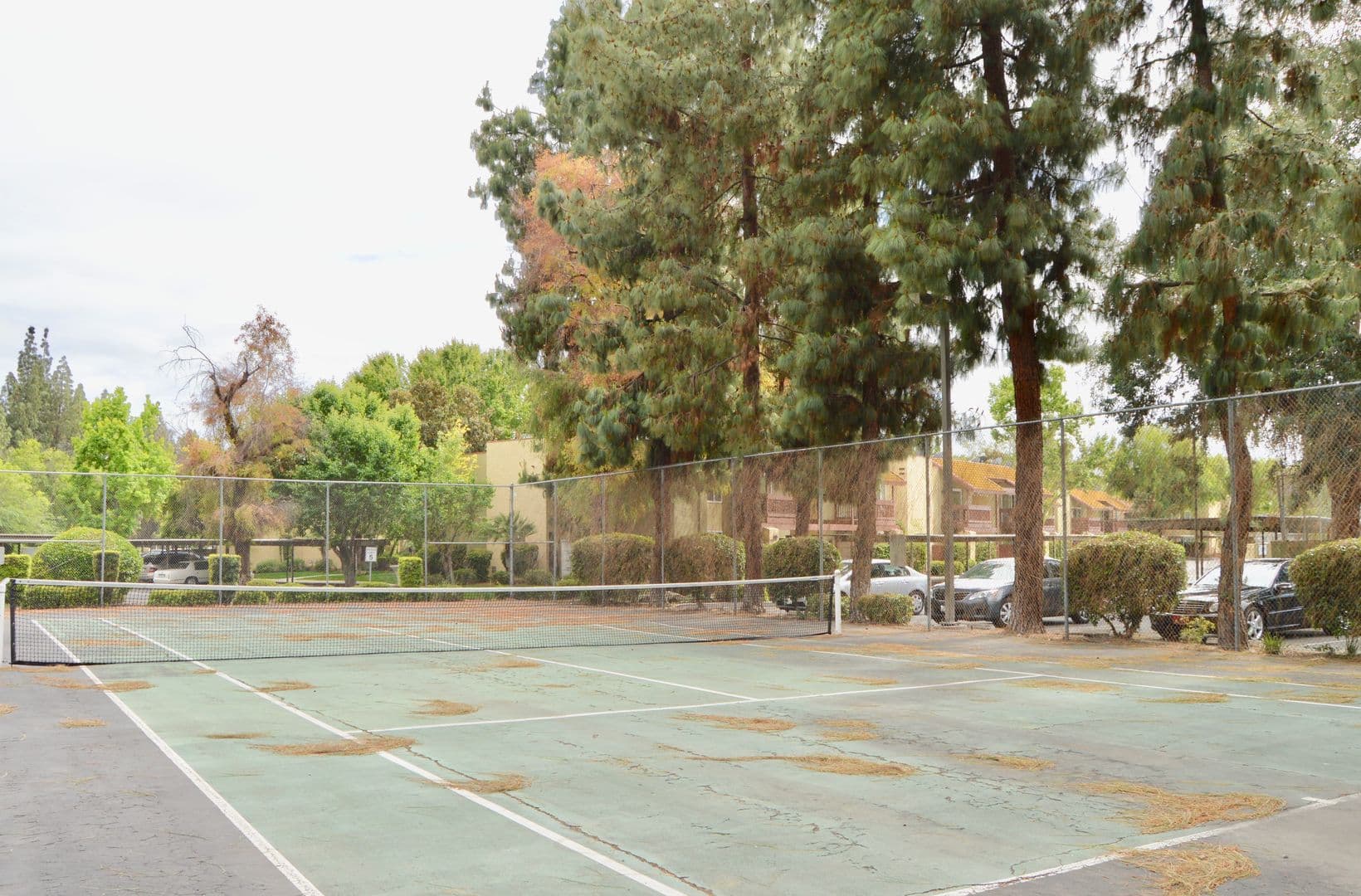 Fresno House: 2909 Huntington Blvd #112