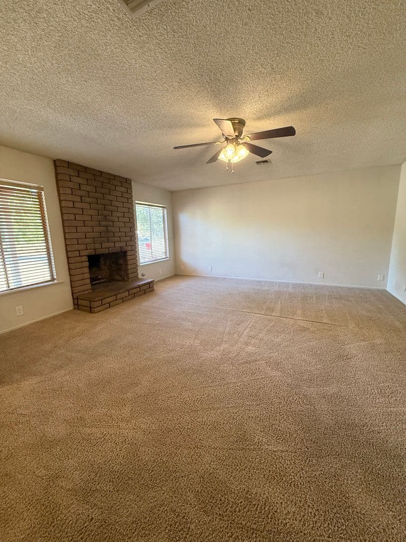Paso Robles House: 4929 Sparrow Hawk Ln
