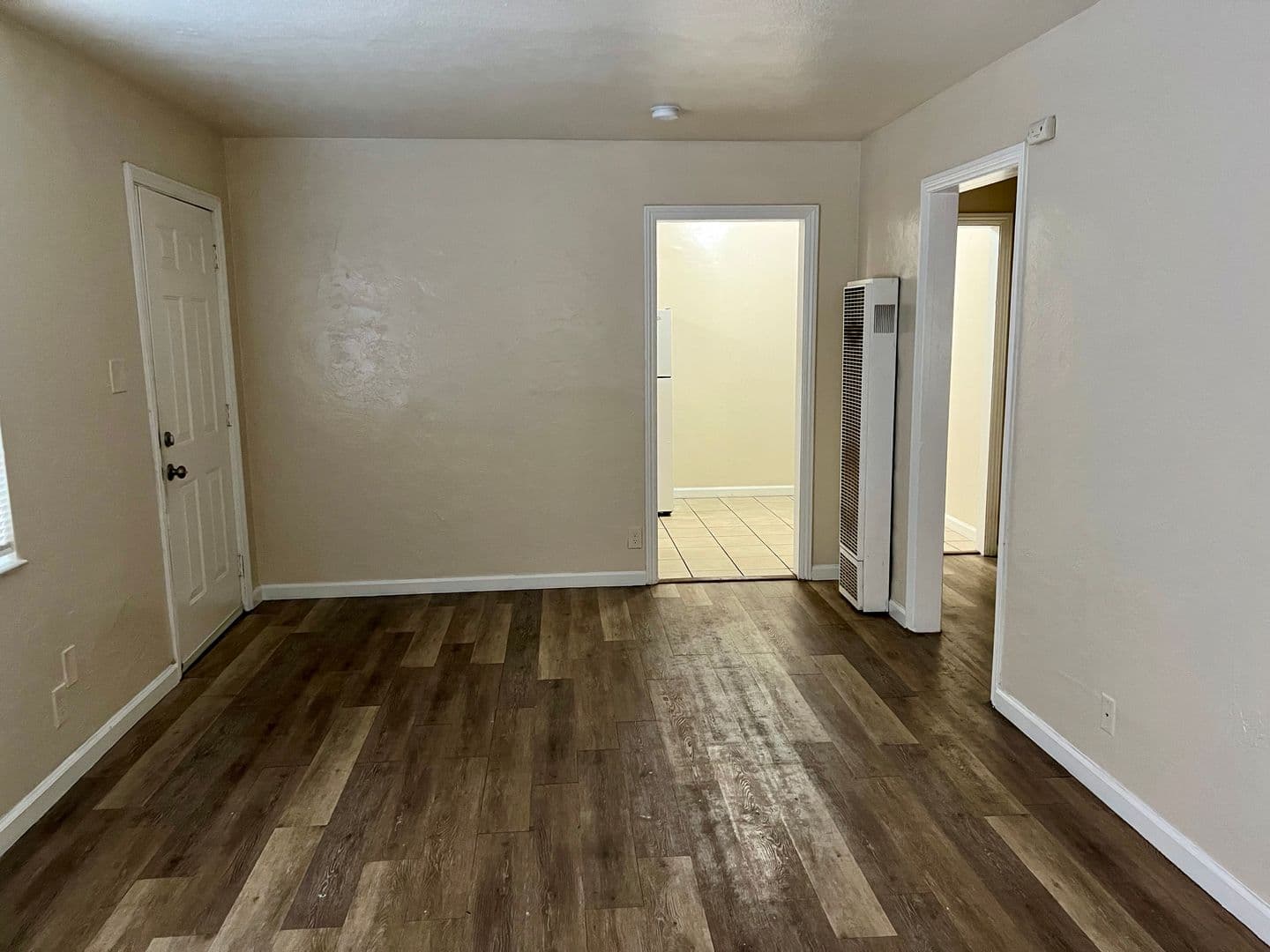 Fresno Apartment: 422 N Glenn Ave