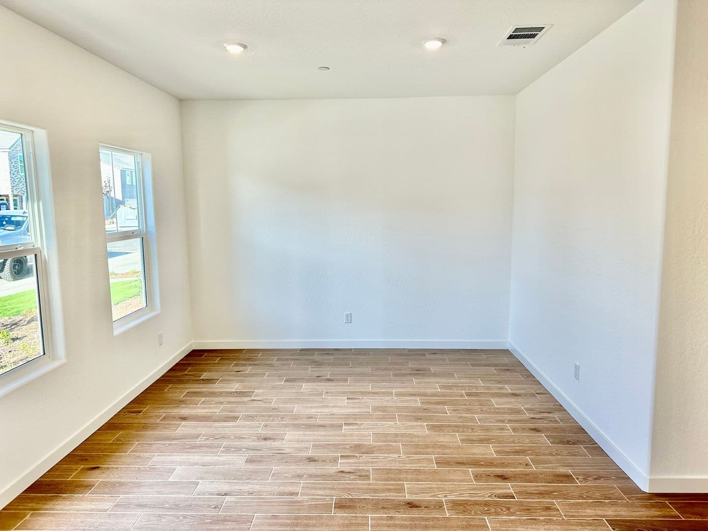 Madera House: 843 Ponderosa Way