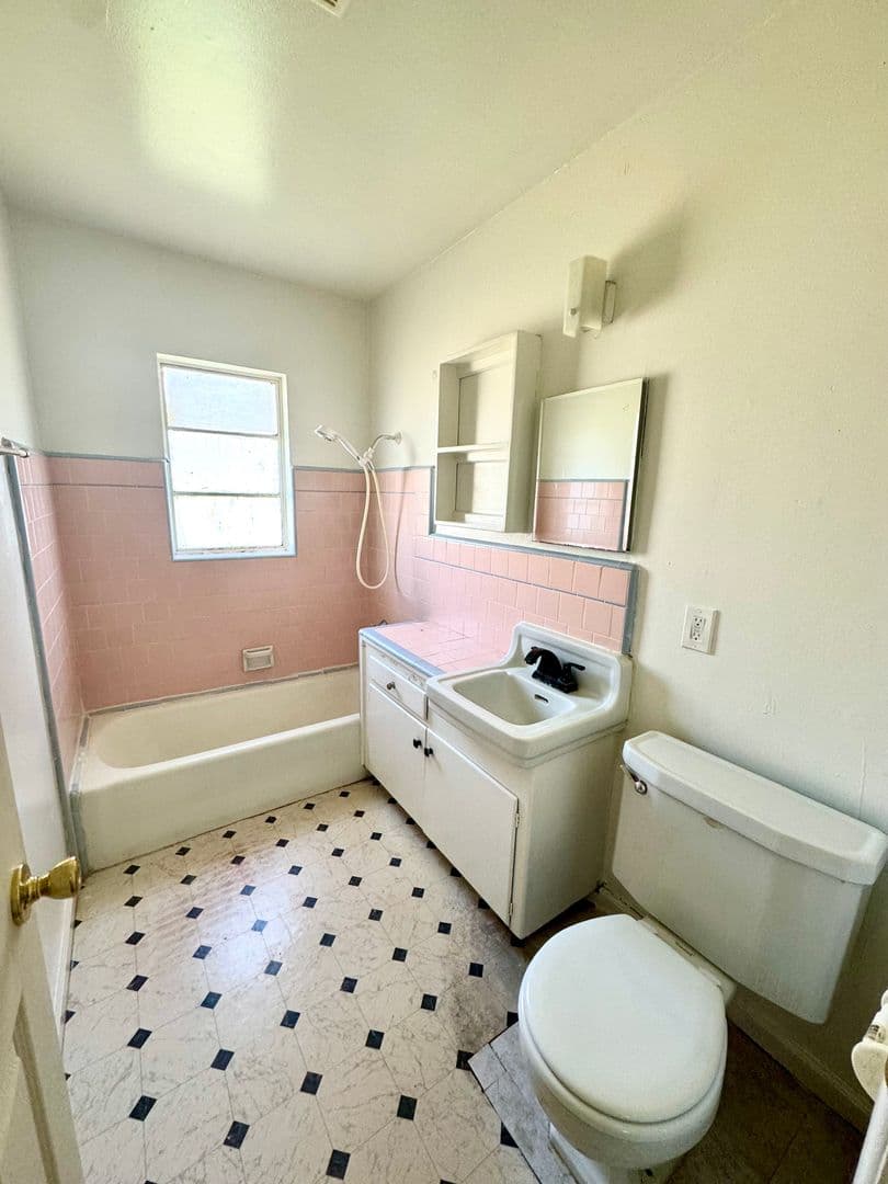 Fresno Apartment: 511 N Yosemite Ave