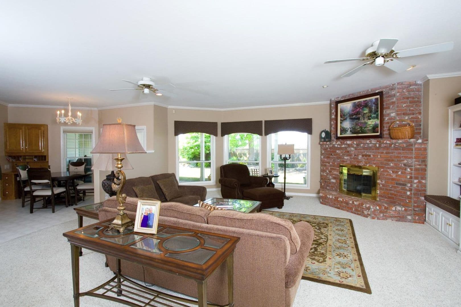 Fowler House: 205 N Jonna Ave
