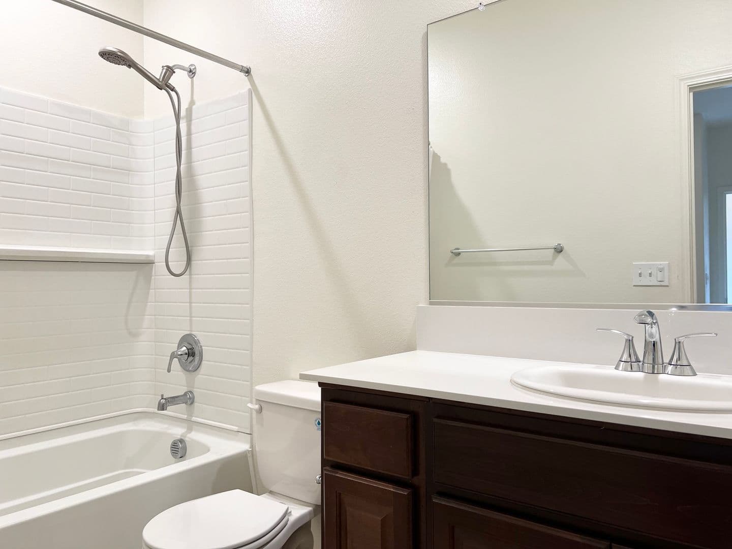 Merced Apartment: 4250 Lasalle Dr