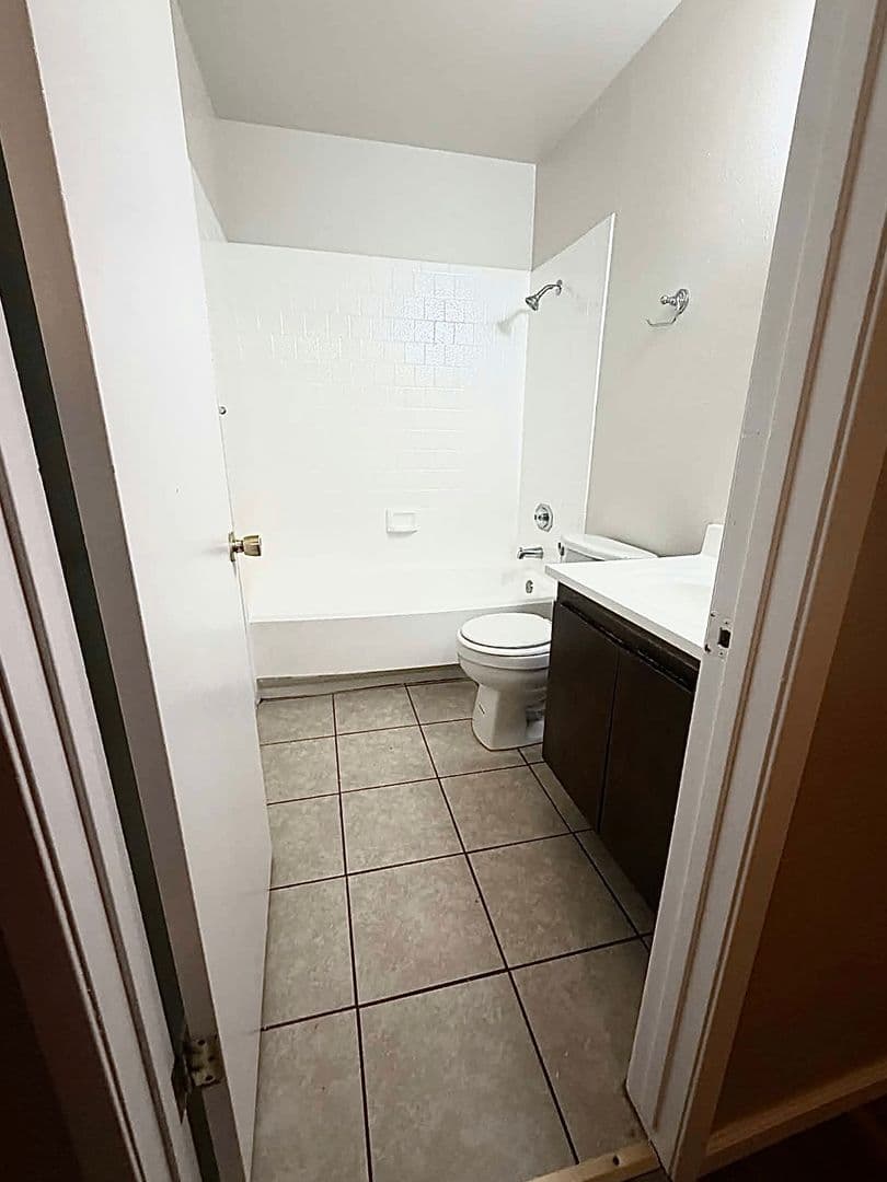 Merced Apartment: 3270-3278 Denver Ave
