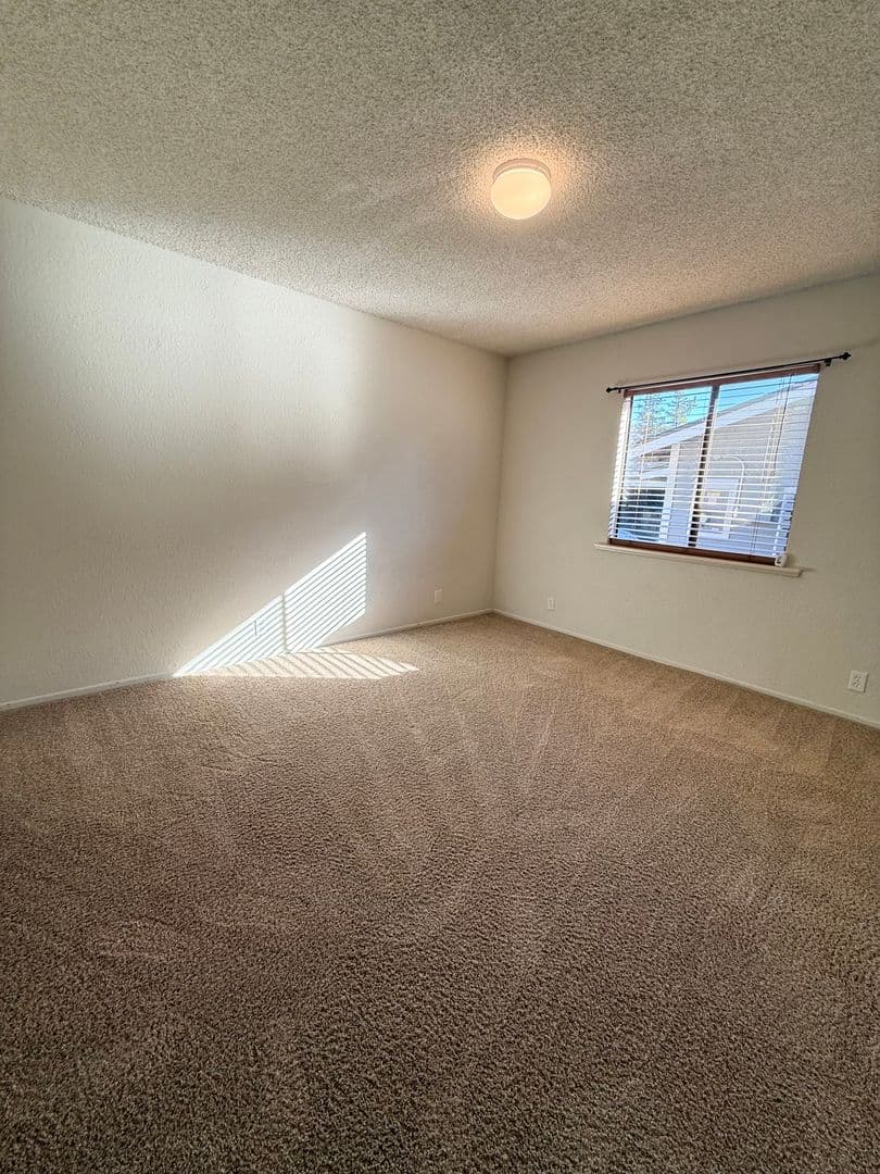 Paso Robles House: 4929 Sparrow Hawk Ln